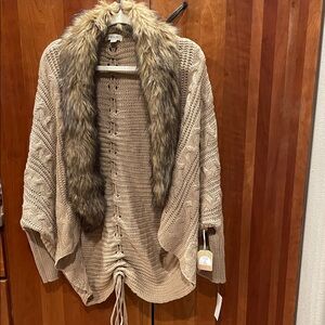 NWT Taylor & Sage Tan Sweater Cardigan with Faux Fur Collar